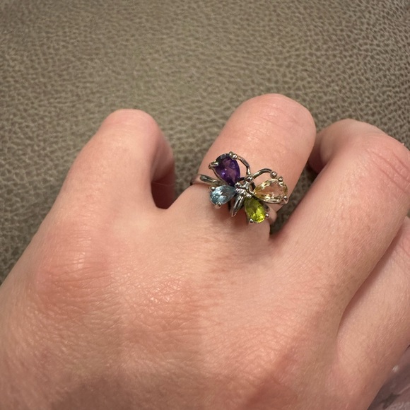 Gorgeous sterling silver butterfly ring and bracelet with gemstones. - Picture 7 of 8